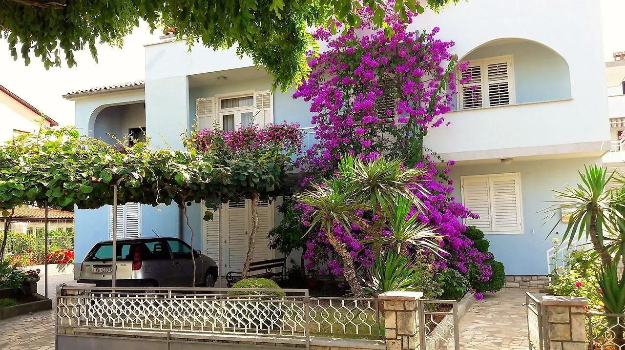 Apartment Aldo II location